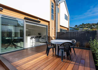 Seaside Luxe in St Clair