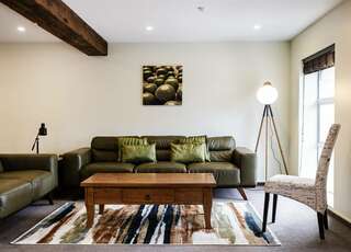 Manor Place Stays- Apartment One